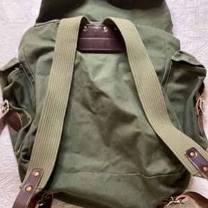 Duluth Montana back pack leather and canvas